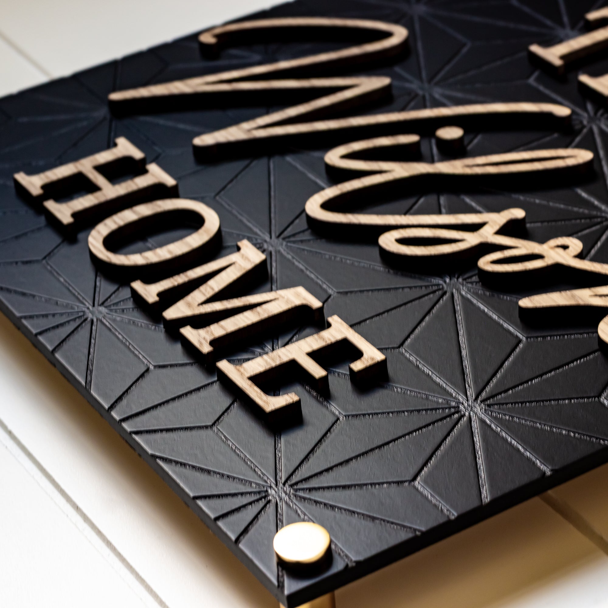 Retro Modern Square Family Name Sign