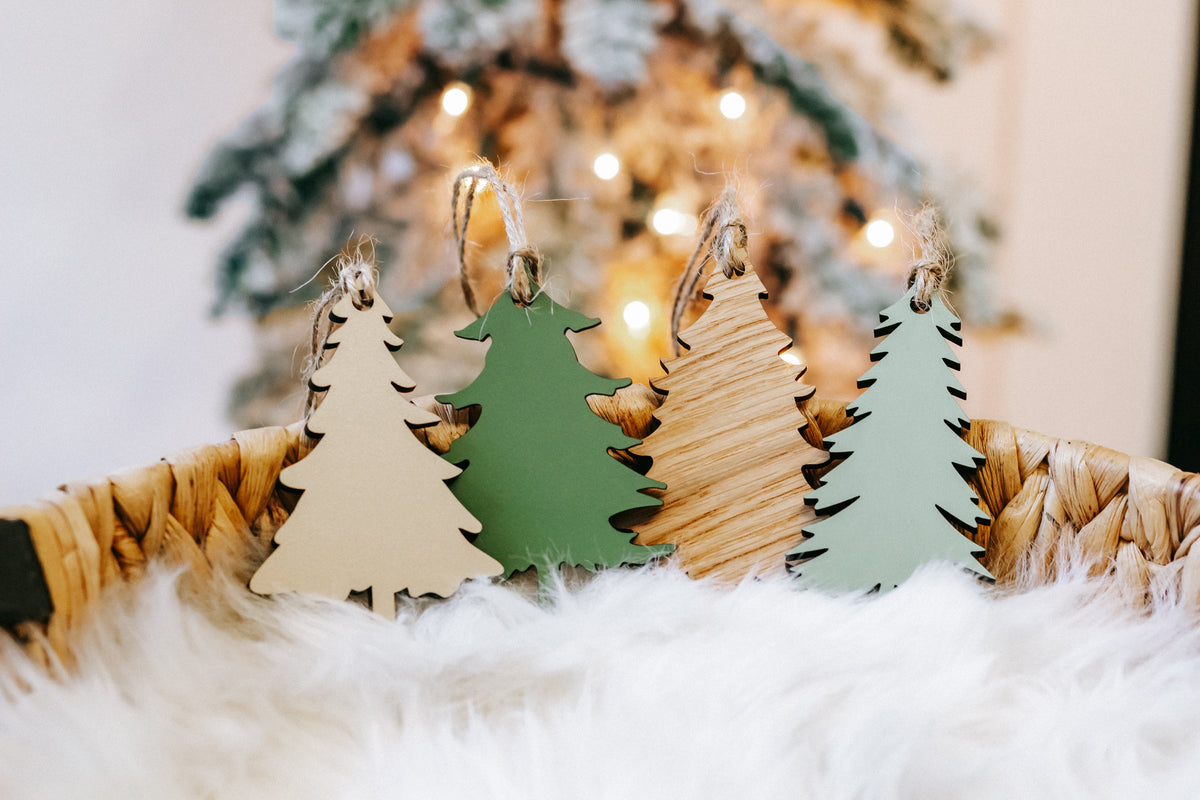 Wooden Christmas tree ornaments assortment with hanging twine in green and tan