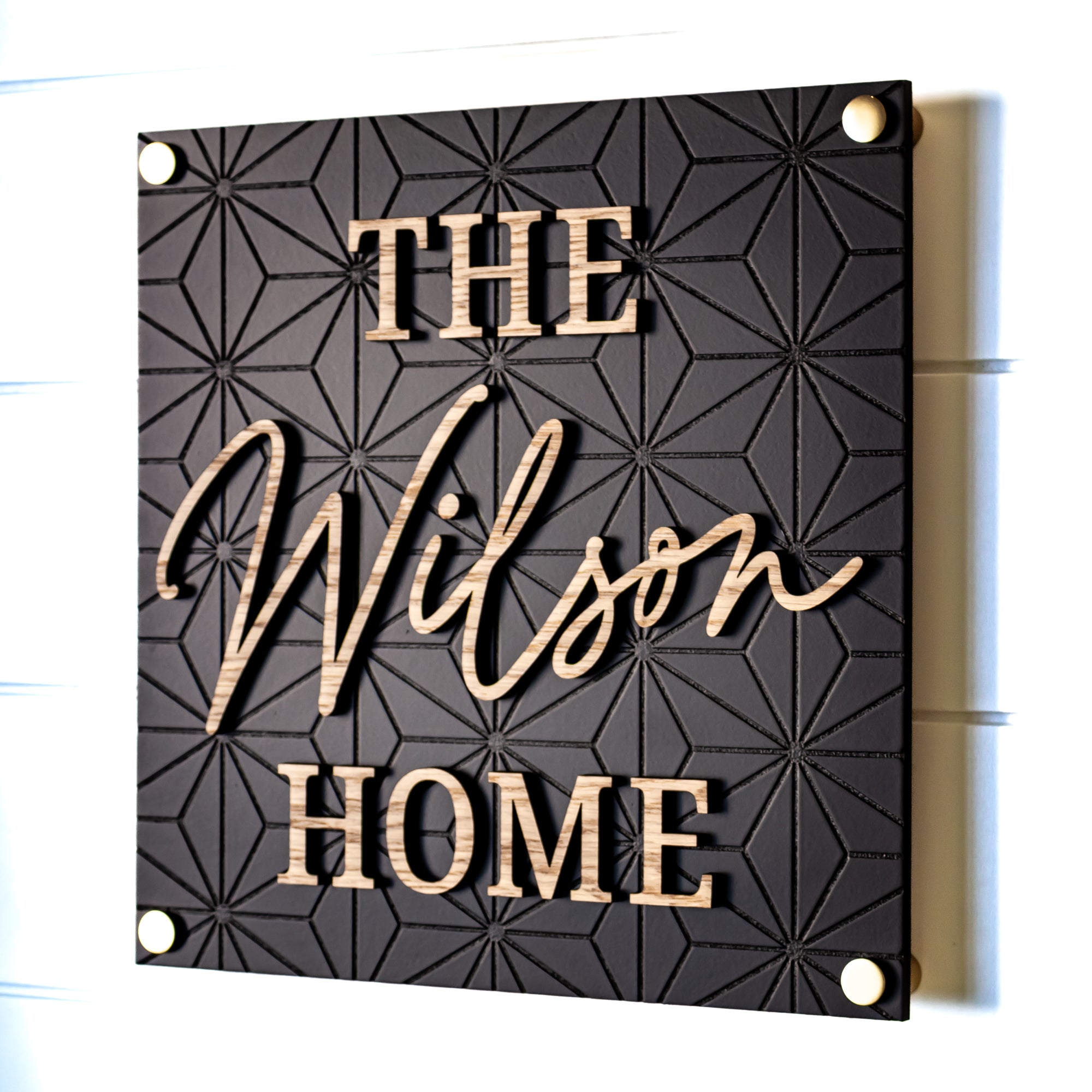Retro Modern Square Family Name Sign